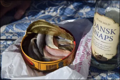 Quelle est la spécialité suédoise réputée comme le plat le plus odorant du monde ?