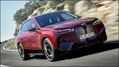 Selon la légende, à quelle époque aurait vécu la papesse Jeanne ?