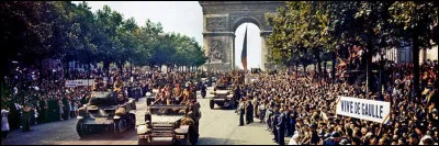 Quel homme d'&Eacute;tat fran&ccedil;ais a dit le 25 ao&ucirc;t 1944 : "Paris, Paris outrag&eacute;, Paris bris&eacute;, Paris martyris&eacute;, mais Paris lib&eacute;r&eacute; ! Lib&eacute;r&eacute; par lui-m&ecirc;me, lib&eacute;r&eacute; par son peuple avec le concours des Arm&eacute;es de la France, avec l'appui et le concours de la France toute enti&egrave;re !" ?
