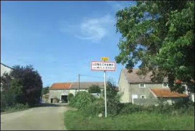 Petit village de 59 habitants, dans l'aire d'attraction Chaumontaise, Longchamp se situe dans le département ...