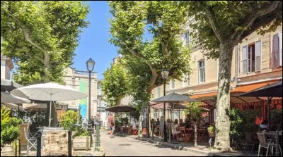 Combien le département compte-t-il d'habitants ?