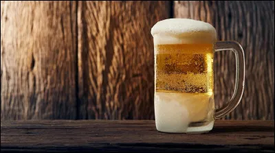 En France, à combien de centilitres équivaut une pinte de bière servie dans les bars ?