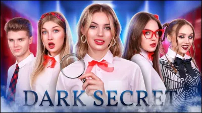 Qui est au milieu de la photo ?