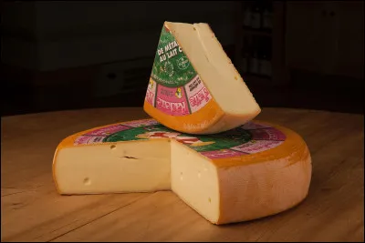 La meilleure période de consommation de raclette s'étend de novembre à .....