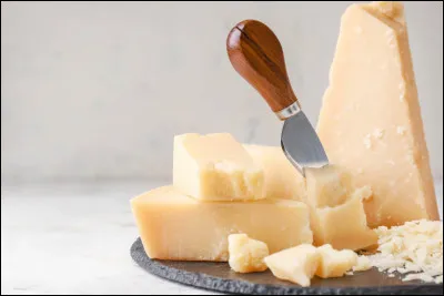 Quel est le nom du fromage parmesan en Italie ?
