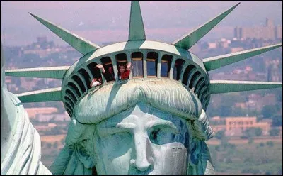 Combien de visiteurs accueille-t-elle en 2023 ?