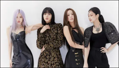 Quelle membre de Blackpink a chanté "Flower" en 2023 ?