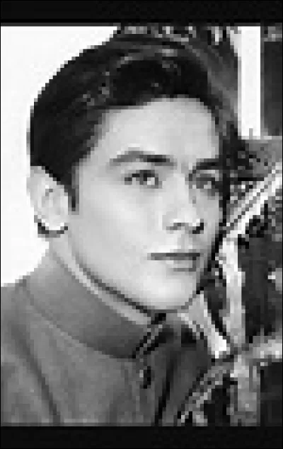 Fabio Montale est une mini-s&eacute;rie polici&egrave;re fran&ccedil;aise en trois &eacute;pisodes de 90 minutes. Le commissaire de police Fabio Montale revient dans sa ville natale Marseille o&ugrave; il pense pouvoir finir tranquillement sa carri&egrave;re. Mais les anciennes affaires du pass&eacute; vont vite le rattraper. Quel monstre sacr&eacute; se retrouve sous les traits de Montale ?