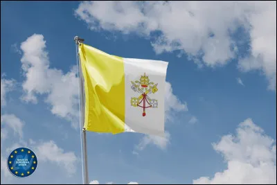 Quelle particularité le drapeau suisse partage-t-il avec celui du Vatican ?