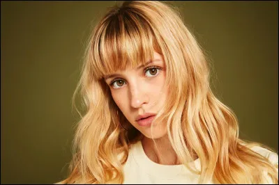 Qui est cette chanteuse belge, dont l'un des titres est ''Ta Reine'' ?