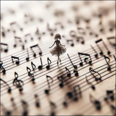 Je suis à la fois un journal pour les jeunes, une émission de radio et une chanson de Gilbert Bécaud. Qui suis-je ?