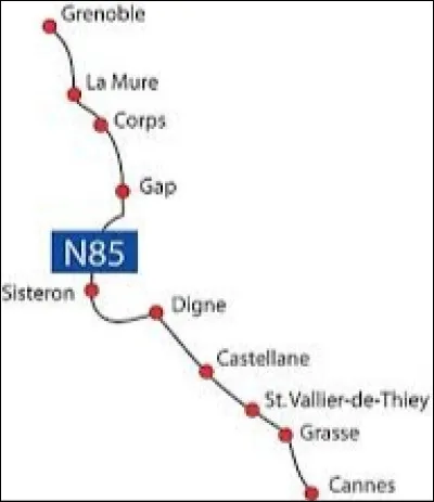 Quelle célèbre route relie Cannes, le Cannet, Mougins, Grasse, Digne-les-Bains, Gap et Grenoble ?