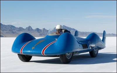 Quelle est cette belle auto ?