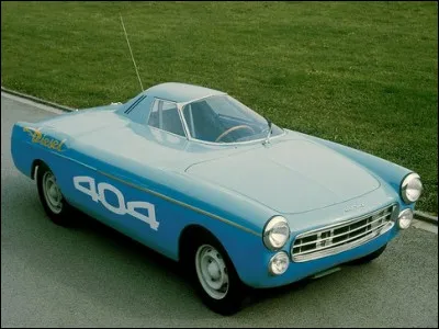 Quelle est la particularité de ce prototype Peugeot qui en 1965 bat 40 records du monde ?