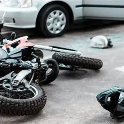 Le capitaine Fr&eacute;d&eacute;ric Ca&iuml;n est en fauteuil roulant. Avec son humour noir et grin&ccedil;ant, il est ex&eacute;crable avec les &laquo; bip&egrave;des &raquo; � comme il les appelle � qui vivent autour de lui. Pourquoi est-il en fauteuil ?