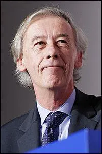 Quel est le parti d'Axel Poniatowski ?