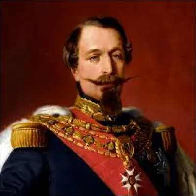 Dans quel château, ou palais de l'Oise, l'empereur Napoléon III organisait-il les fameuses ''séries'' qui faisaient venir, presque tous les weekends, les "stars" de l'époque en proposant à chaque fois un thème différent ?