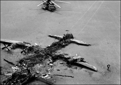 En avril lopération Eagle Claw, « serre daigle », est lancée dans le but de libérer des otages américains. Dans quel pays sont-ils retenus ?