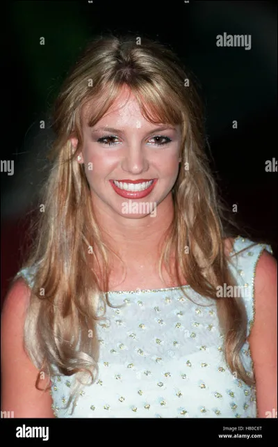 Quelle est la chanson préférée de Britney dans son album "Baby One More Time" ?