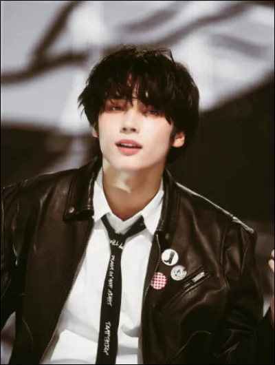 Qui est ce membre de TXT ?