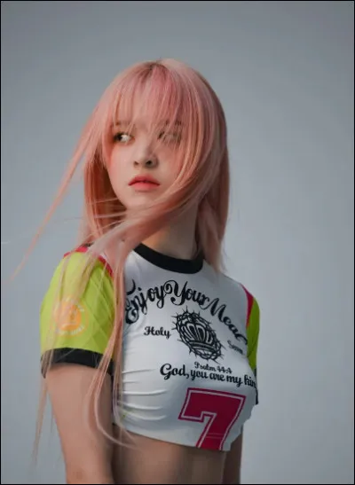 Qui est cette membre de Nmixx ?