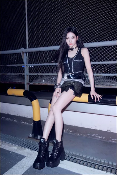 En quelle année Ruka a-t-elle rejoint YG Entertainment en tant que trainee ?