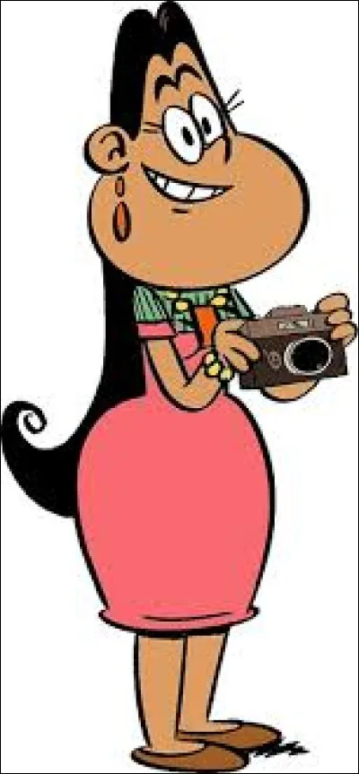 Comment s'appelle ce personnage qui est dans la famille Casagrandes ?