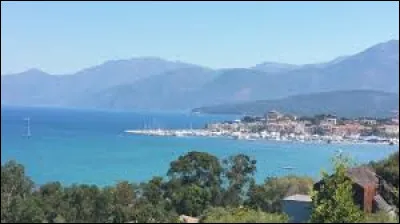 Quel est ce grand golfe de la côte nord de l'île, bordé à l'est par le cap Corse ?