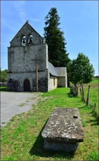 Petit village Corrézien de 81 habitants, Saint-Pardoux-le-Neuf se situe dans l'ancienne région ...
