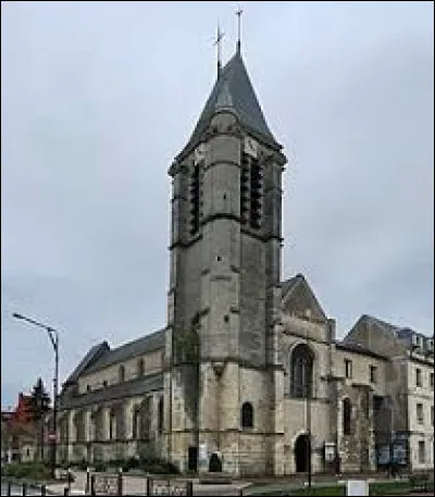 Ville francilienne, dans l'arrondissement de L'Haÿ-les-Roses, Villejuif se situe dans le département ...