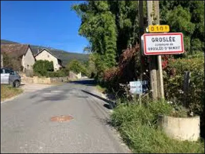 Ancienne commune Aindinoise, Groslée se situe dans l'ancienne région ...