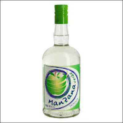Quel fruit utilise-t-on pour confectionner la liqueur 'manzana' ?