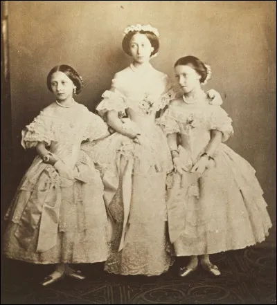 Qui sont les trois princesses sur cette photo ?