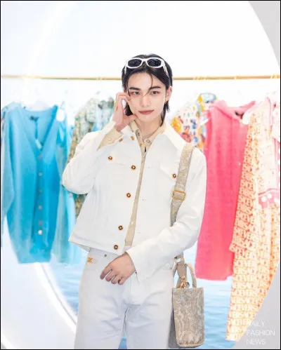 Aimes-tu la marque Versace ?