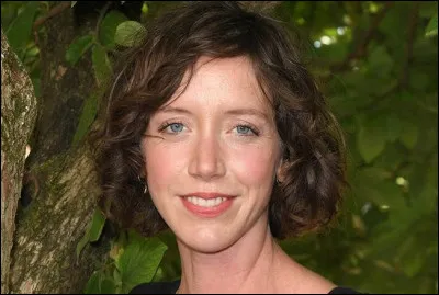 Qui est cette actrice qui joue le rôle principal féminin dans le film ''Les Bêtises'' ?