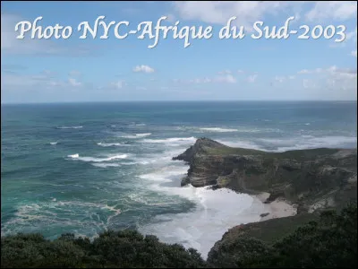 En Afrique du Sud quel est le nom de ce paysage sauvage du bout du monde, un promontoire rocheux mythique qui s'enfonce dans l'Atlantique ?