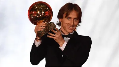 Qui remporta le Ballon d'or de l'année 2000 ?