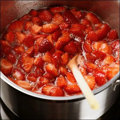 Pour réussir la cuisson des confitures, il est recommandé de :