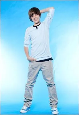 Qui Justin a-t-il embrassé sur le tournage du clip "Baby" ?