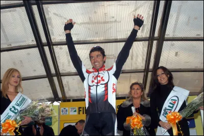 À quelle chanteuse devons-nous le titre "Comme un garçon" ?