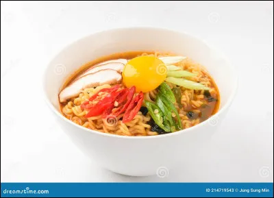 Quel musée expose uniquement des nouilles instantanées ?