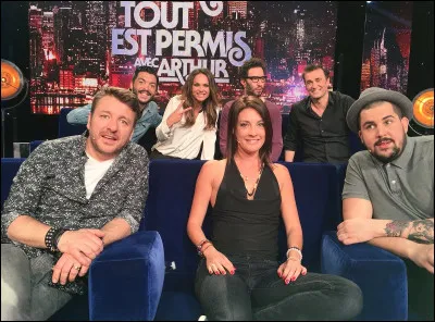 Qui est l'animateur de l'émission télévisée "Vendredi, tout est permis" ?