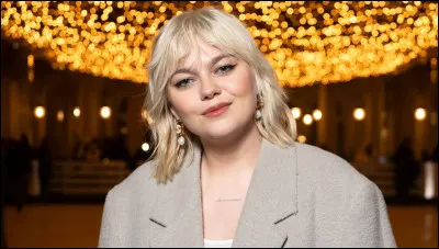 La chanson "Avenir" de Louane a été nommée pour la Victoire de la chanson originale aux Victoires de la musique 2016.