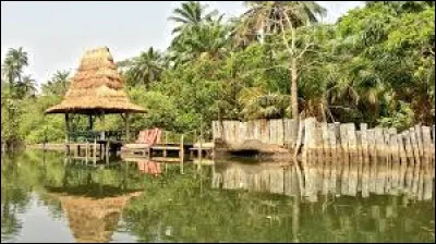 Lequel de ces pays est le moins étendu d'Afrique (hors îles et archipels) ?