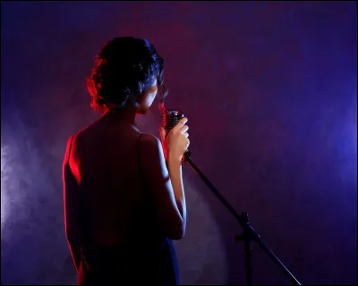 Veux-tu qu'il y ait des scènes où les personnages chantent ?