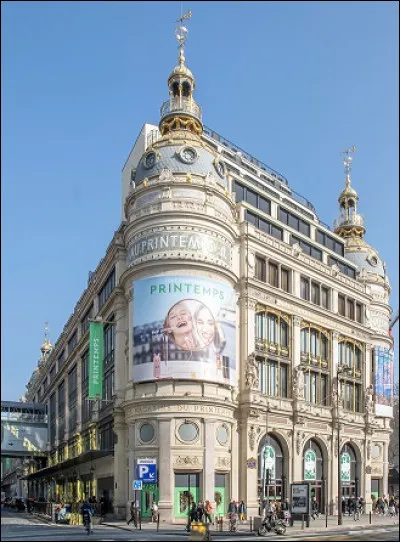 Dans quelle grande ville est situé ce grand magasin ''Le Printemps Haussmann'' ?