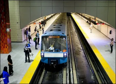 Comment se nomme la société du métro de Montréal ?