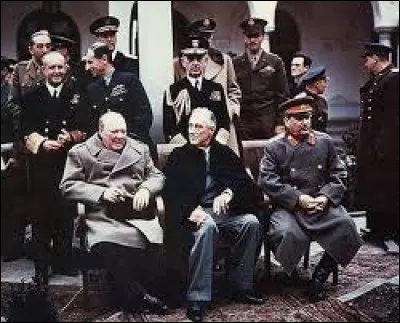 Les Alliés se sont réunis en février à Yalta : dans quel pays se trouve alors Yalta ?