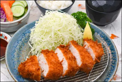 Quelle viande utilise-t-on pour préparer le tonkatsu ?