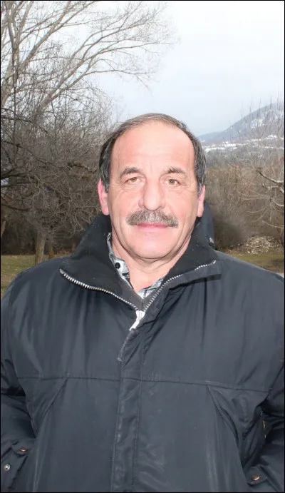 Comment se prénomme son père ?